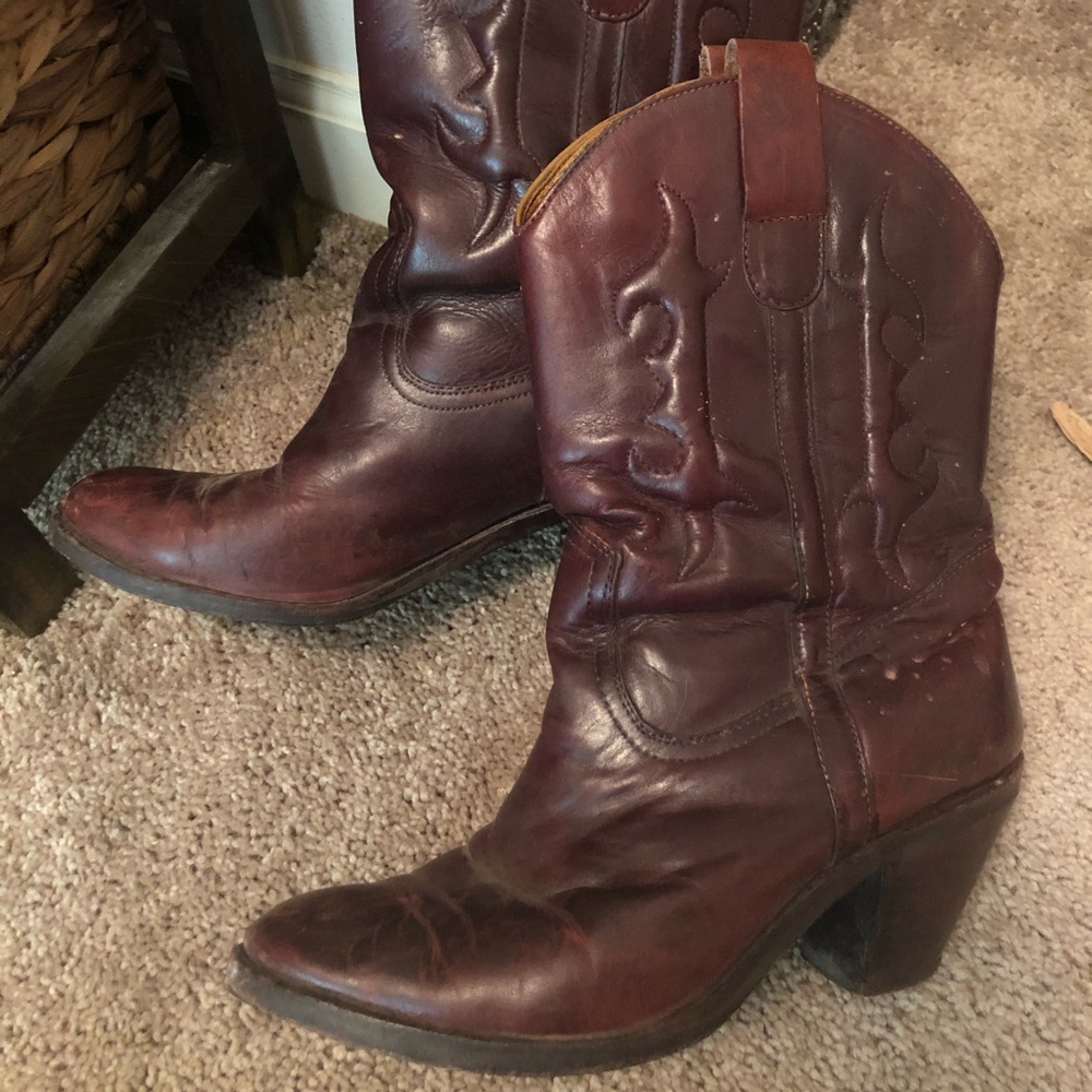 Leather heeled cowboy boots